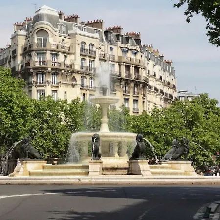 Greeter-appartement Confortable Avec Terrasse * Parijs