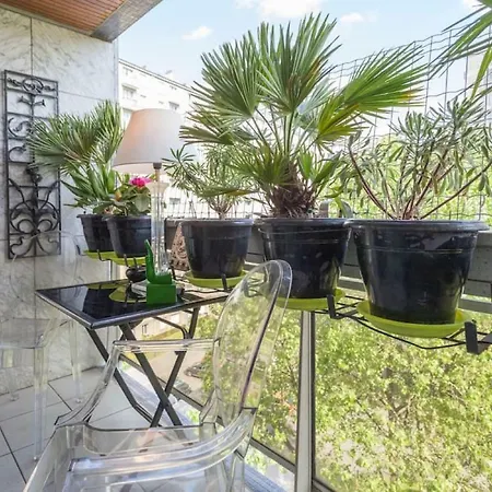 Greeter-appartement Confortable Avec Terrasse * Parijs