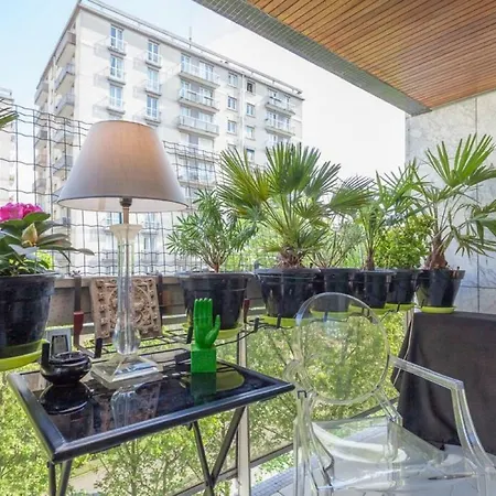 Greeter-appartement Confortable Avec Terrasse Parijs